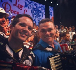 Franco e Amazan na gravação do Lar Doce Lar, em Campina Grande.